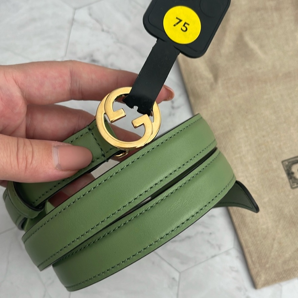 $950 New Authentic GUCCI Belt 90-36 GG LOGO Green Olive Gold GG Logo